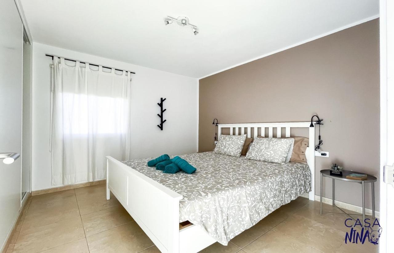 B-Rent Los Delfines Casa Nina Коралео Екстериор снимка