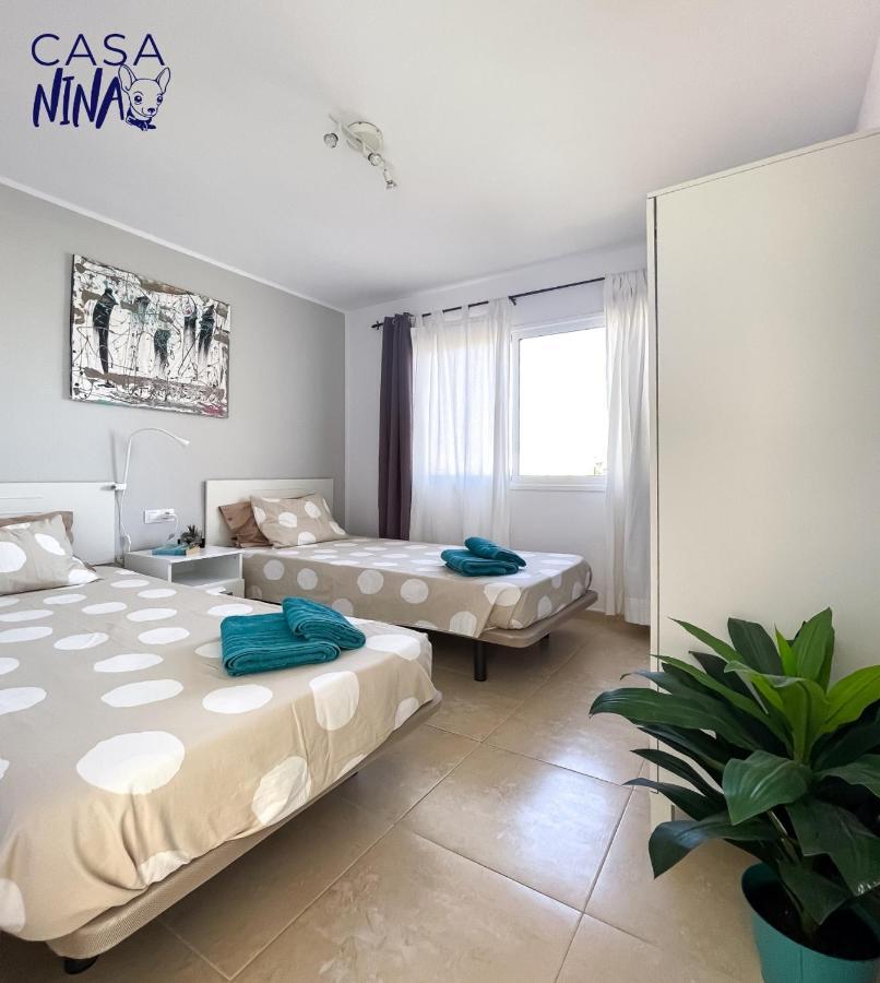 B-Rent Los Delfines Casa Nina Коралео Екстериор снимка