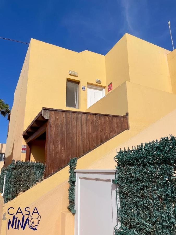 B-Rent Los Delfines Casa Nina Коралео Екстериор снимка
