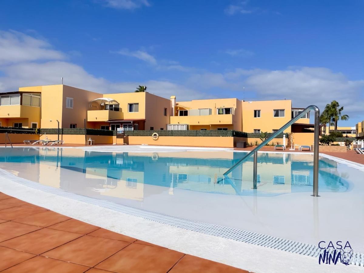 B-Rent Los Delfines Casa Nina Коралео Екстериор снимка