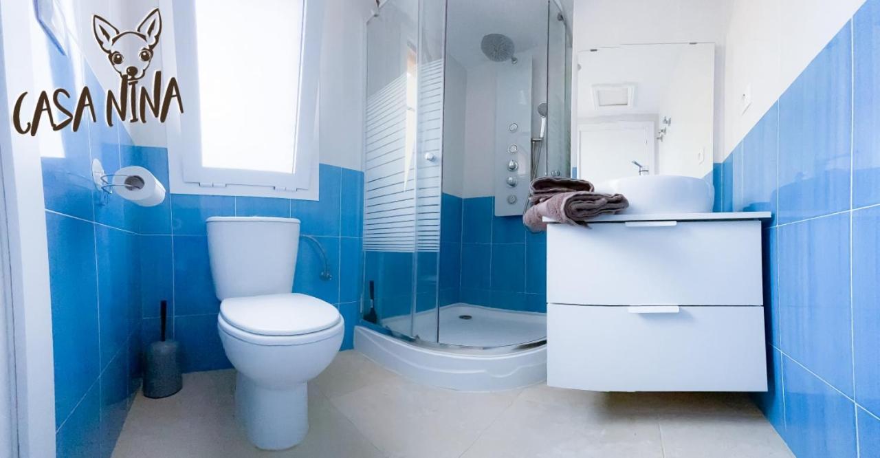 B-Rent Los Delfines Casa Nina Коралео Стая снимка